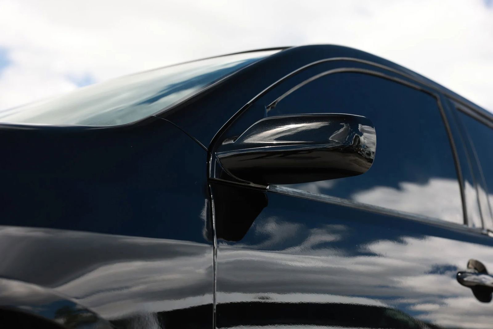 Used 2003 Toyota Matrix XR FWD image 32