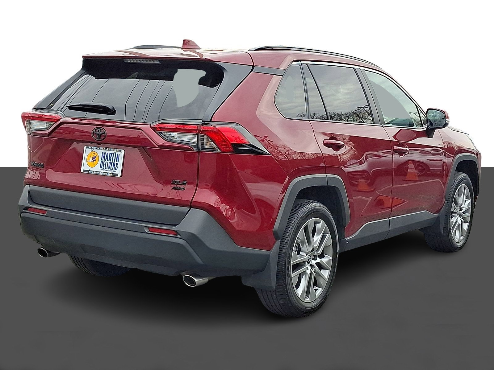 Used 2023 Toyota RAV4 XLE Premium image 7
