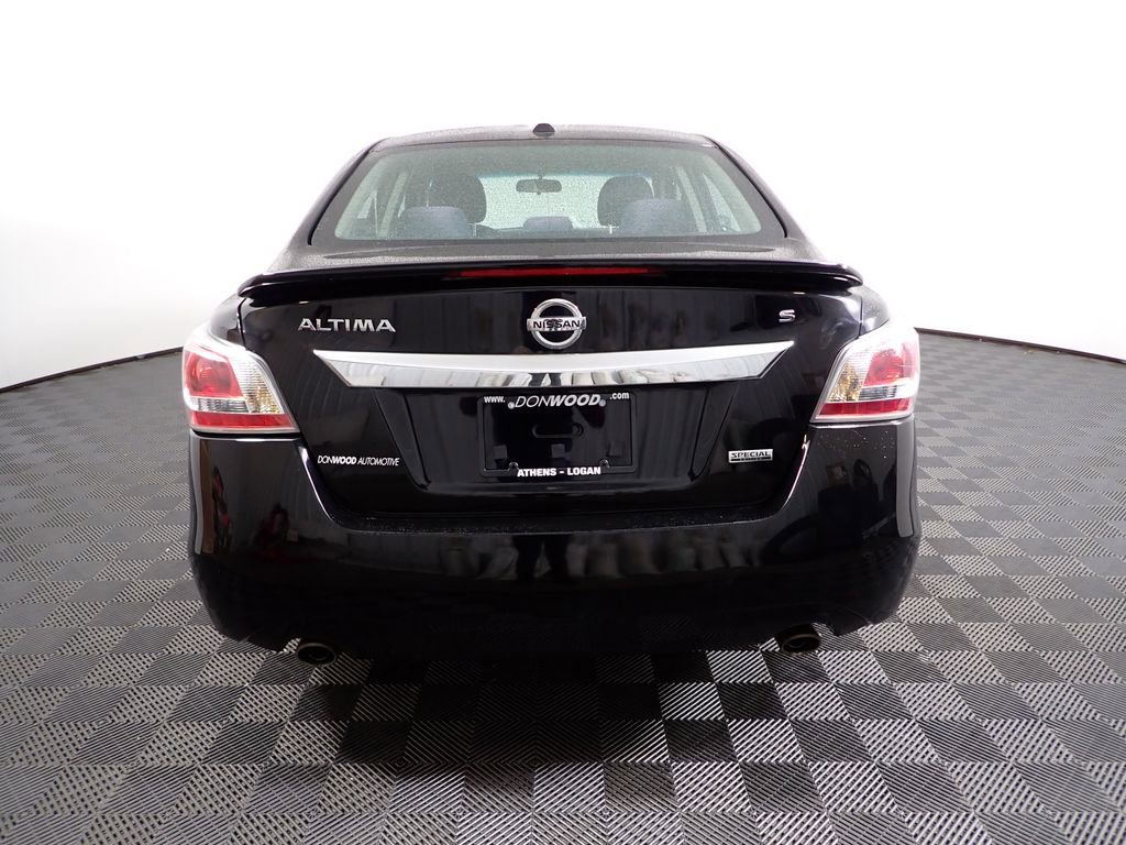 Used 2015 Nissan Altima 2.5 S w/ Special Edition Package image 13