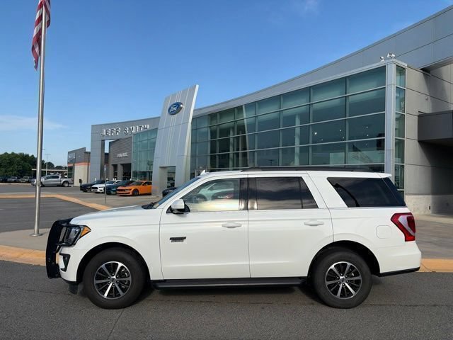 Used 2020 Ford Expedition XLT RWD image 2