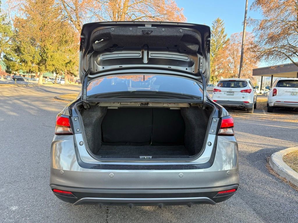 Used 2021 Nissan Versa S image 38