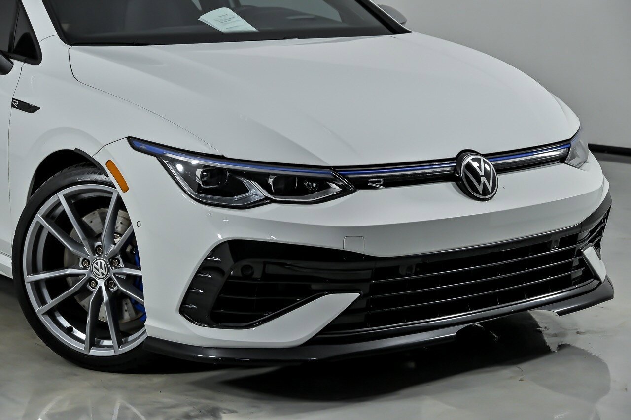 Used 2022 Volkswagen Golf R AWD/4WD image 3