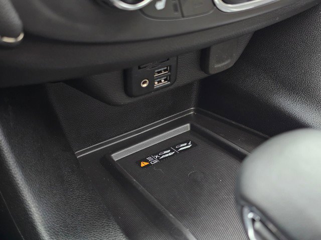 Used 2023 Chevrolet Traverse LT w/ LT Premium Package image 43