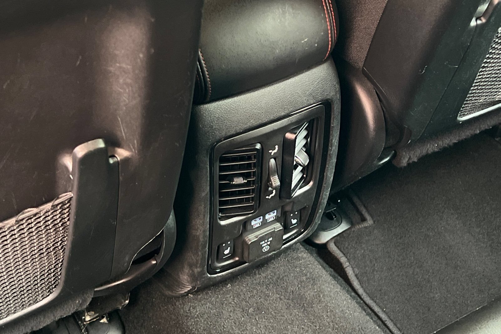 Used 2025 Dodge Durango R/T AWD/4WD image 12