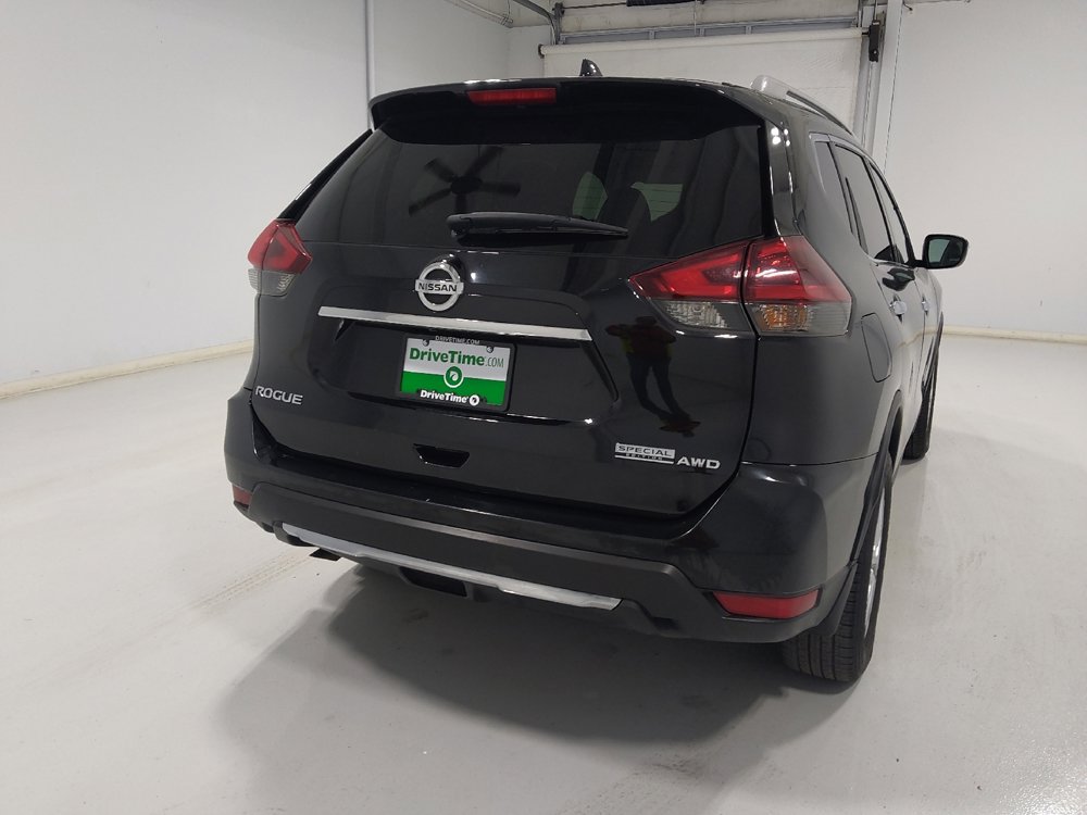 Used 2020 Nissan Rogue S w/ Special Edition Package image 7