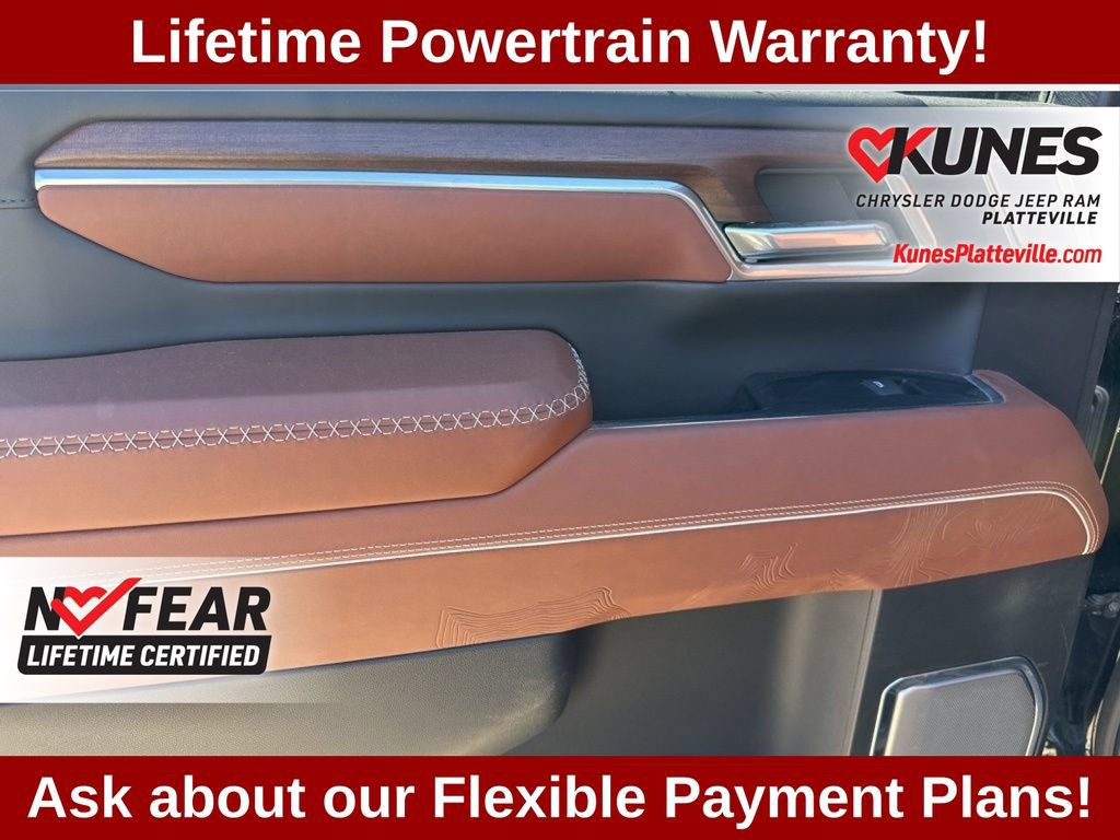 Used 2025 GMC Sierra 3500 Denali Ultimate AWD/4WD image 38
