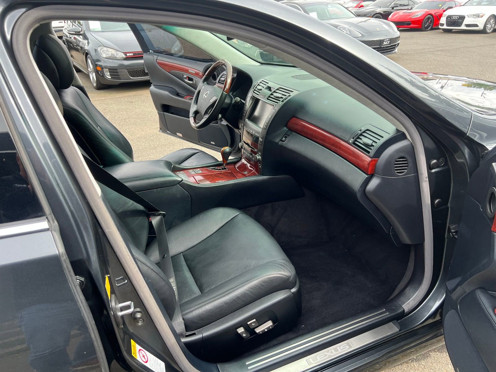 Used 2007 Lexus LS 460 L RWD image 22