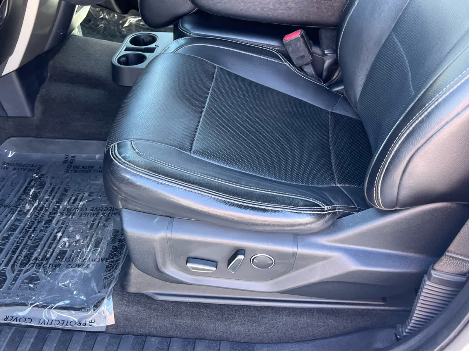 Used 2017 Ford F350 Lariat w/ Chrome Package AWD/4WD image 28
