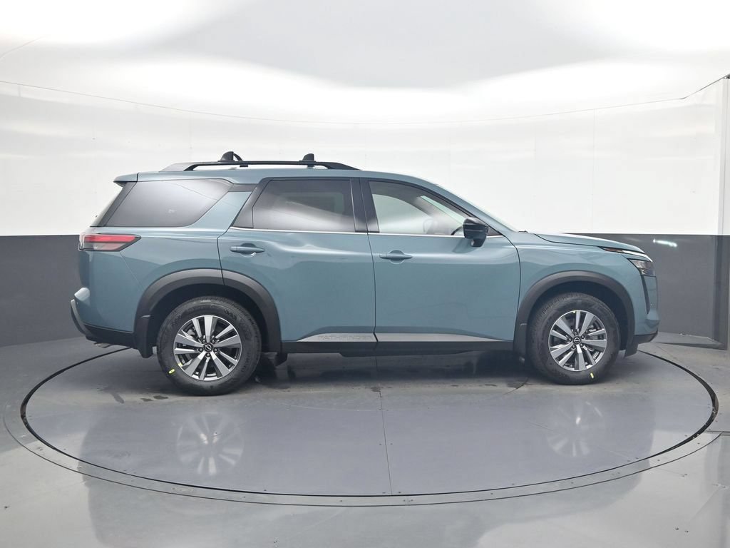 New 2026 Nissan Pathfinder SL AWD/4WD image 13