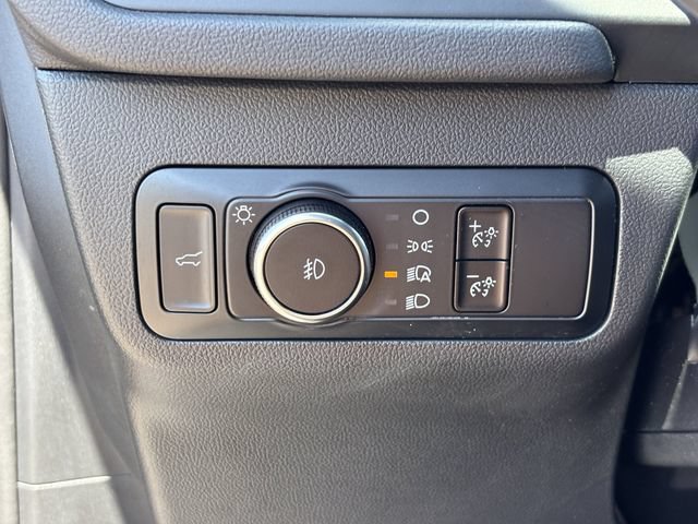 Used 2025 Ford Escape ST-Line Select AWD/4WD image 32