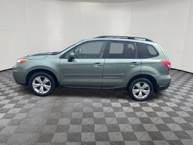 Used 2015 Subaru Forester 2.5i Premium w/ All-Weather Package AWD/4WD image 3