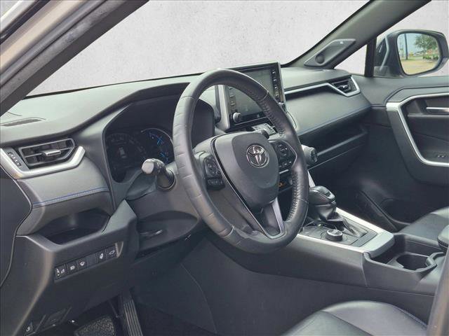 Used 2019 Toyota RAV4 XSE AWD/4WD image 10