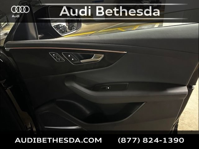 Used 2023 Audi Q8 Prestige w/ Prestige Package AWD/4WD image 31