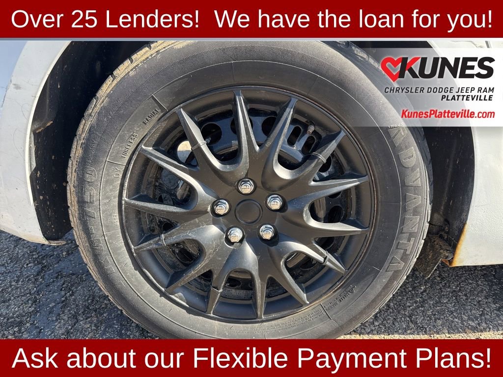 Used 2015 Chevrolet Cruze LS FWD image 12