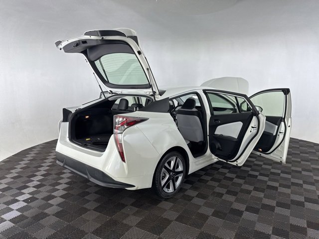 Used 2017 Toyota Prius Three Touring image 14