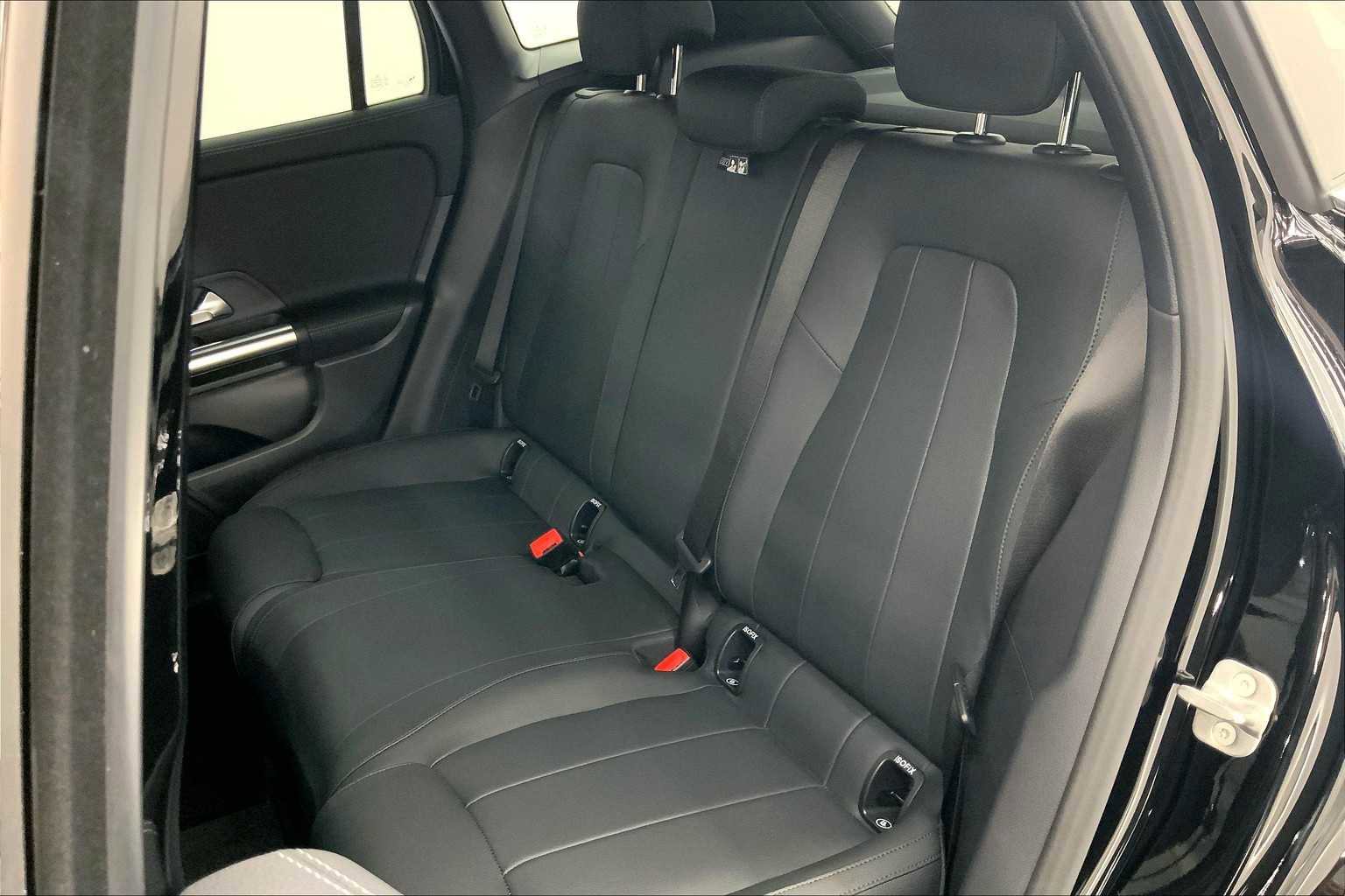 New 2026 Mercedes-Benz GLA 250 GLA 250 image 6