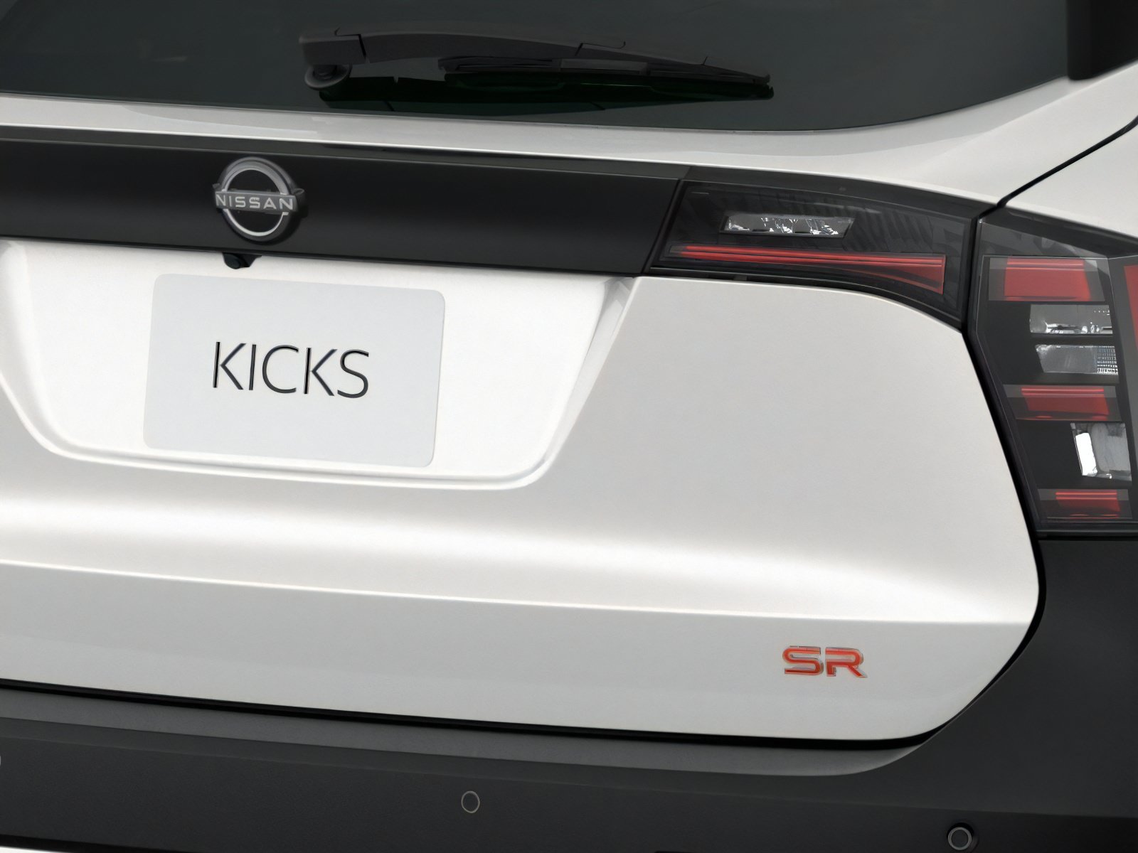 New 2026 Nissan Kicks SR w/ SR Premium Package FWD image 11