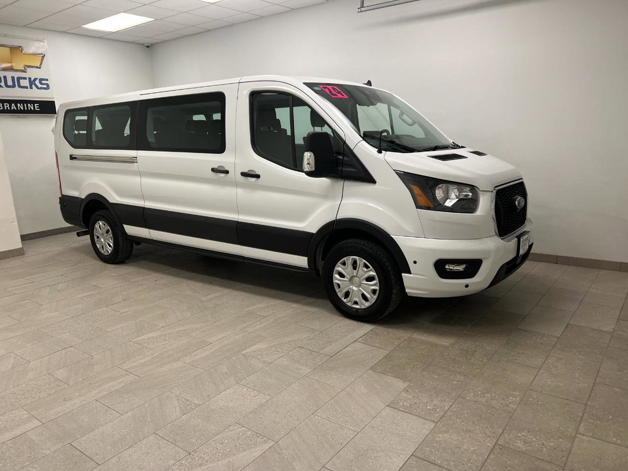 Used 2024 Ford Transit 350 XLT RWD image 10