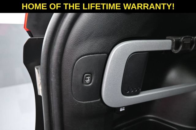 Used 2018 Jeep Cherokee Limited AWD/4WD image 44