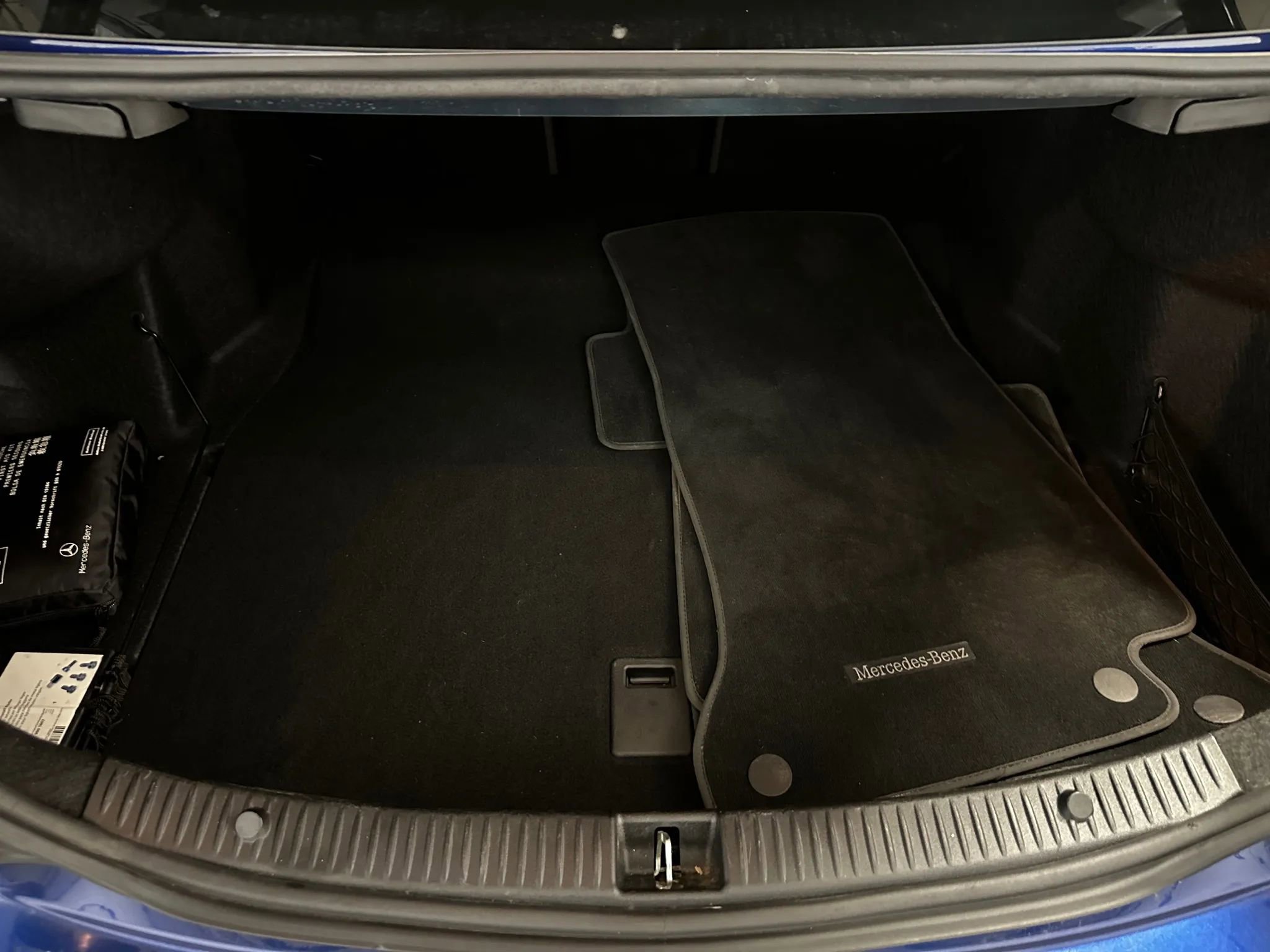 Used 2019 Mercedes-Benz C 300 Sedan w/ Parking Assistance Package image 18