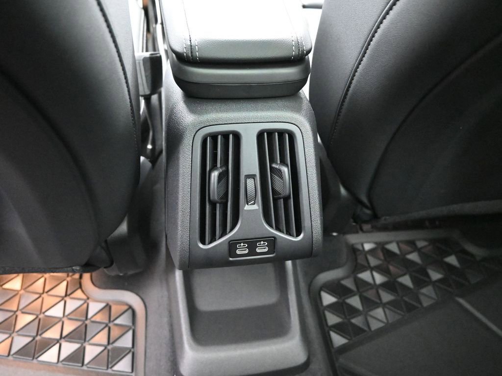 New 2026 BMW X1 xDrive28i w/ Technology Package image 18