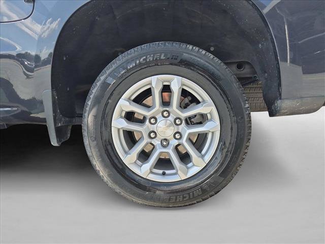 Used 2022 Chevrolet Silverado 1500 LT AWD/4WD image 23
