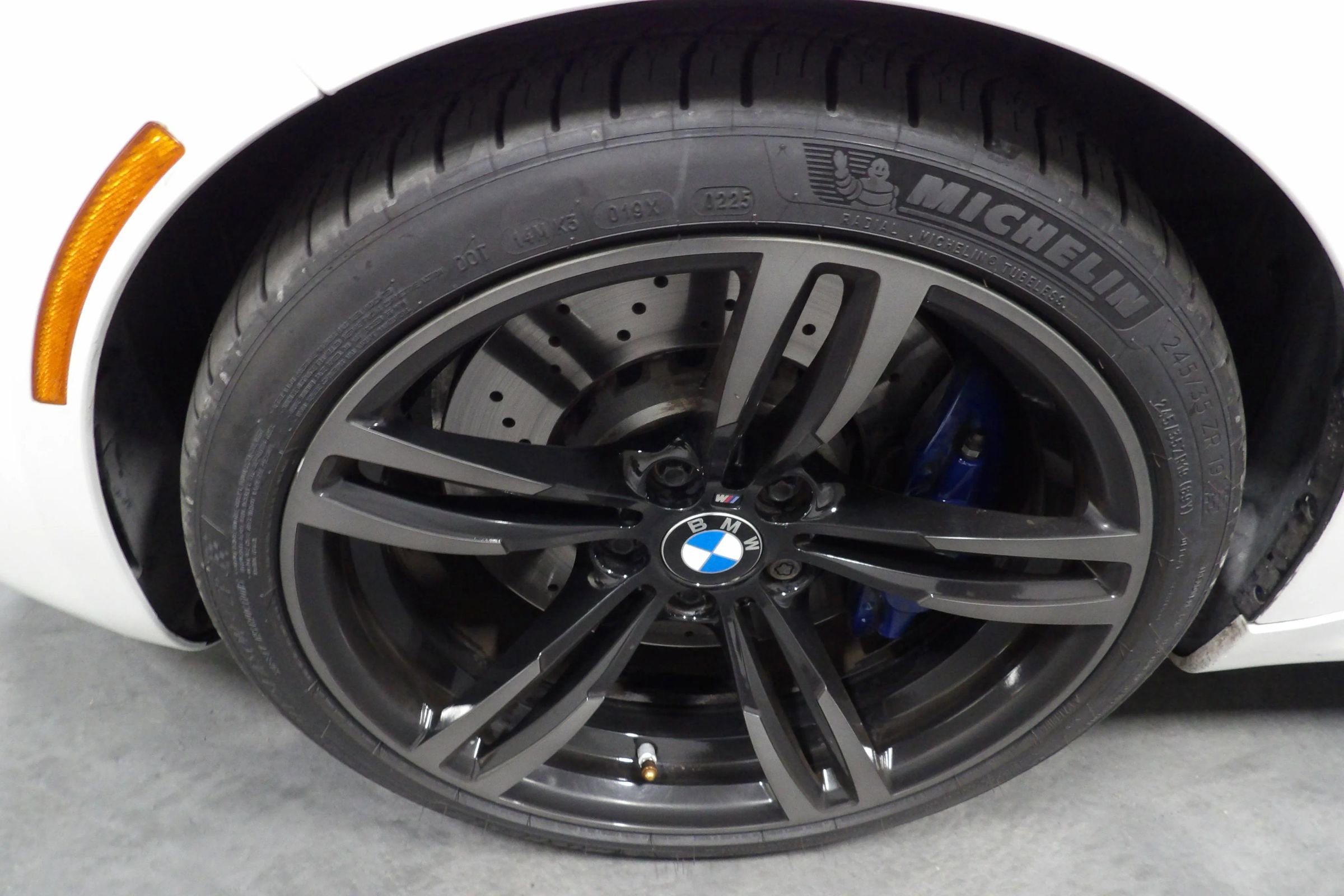 Used 2017 BMW M2 RWD image 25