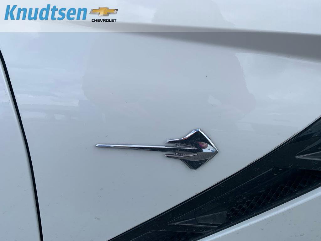 Used 2015 Chevrolet Corvette Stingray Convertible w/ 2LT Preferred Equipment Group RWD image 9