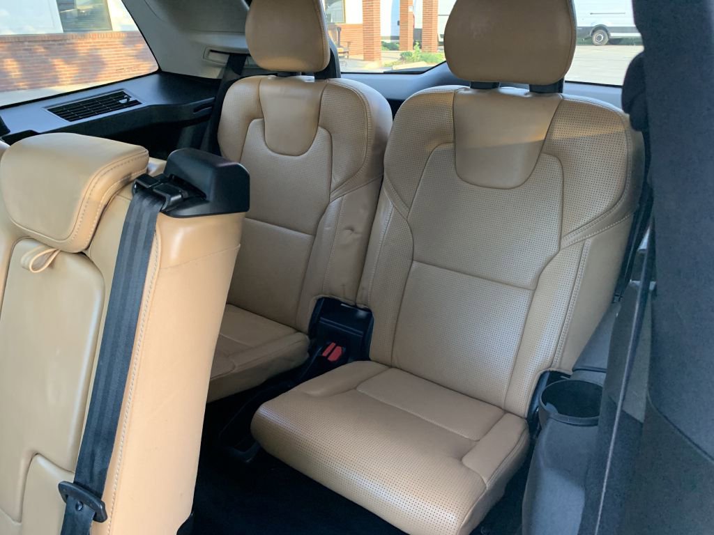 Used 2016 Volvo XC90 T6 Inscription w/ Vision Package image 17