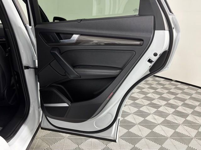 Used 2022 Audi SQ5 Prestige image 16