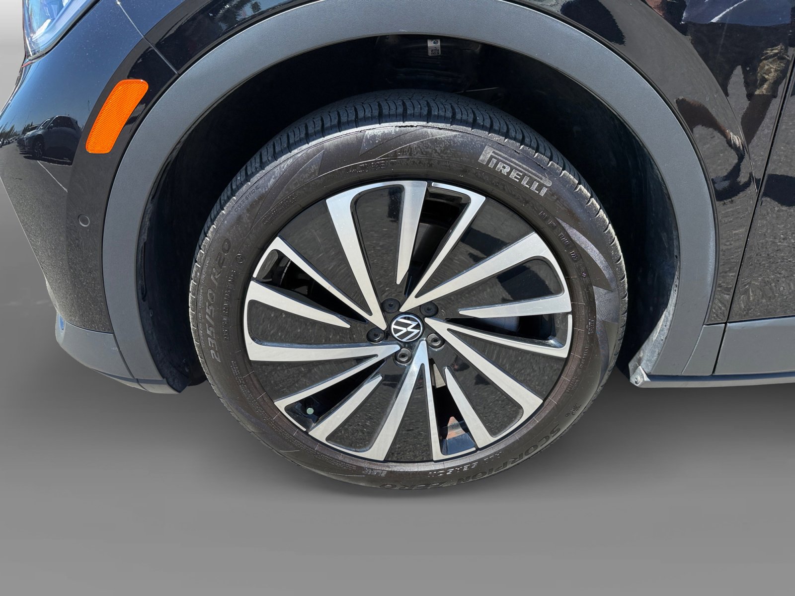 Certified 2023 Volkswagen ID.4 Pro S Plus AWD/4WD image 9