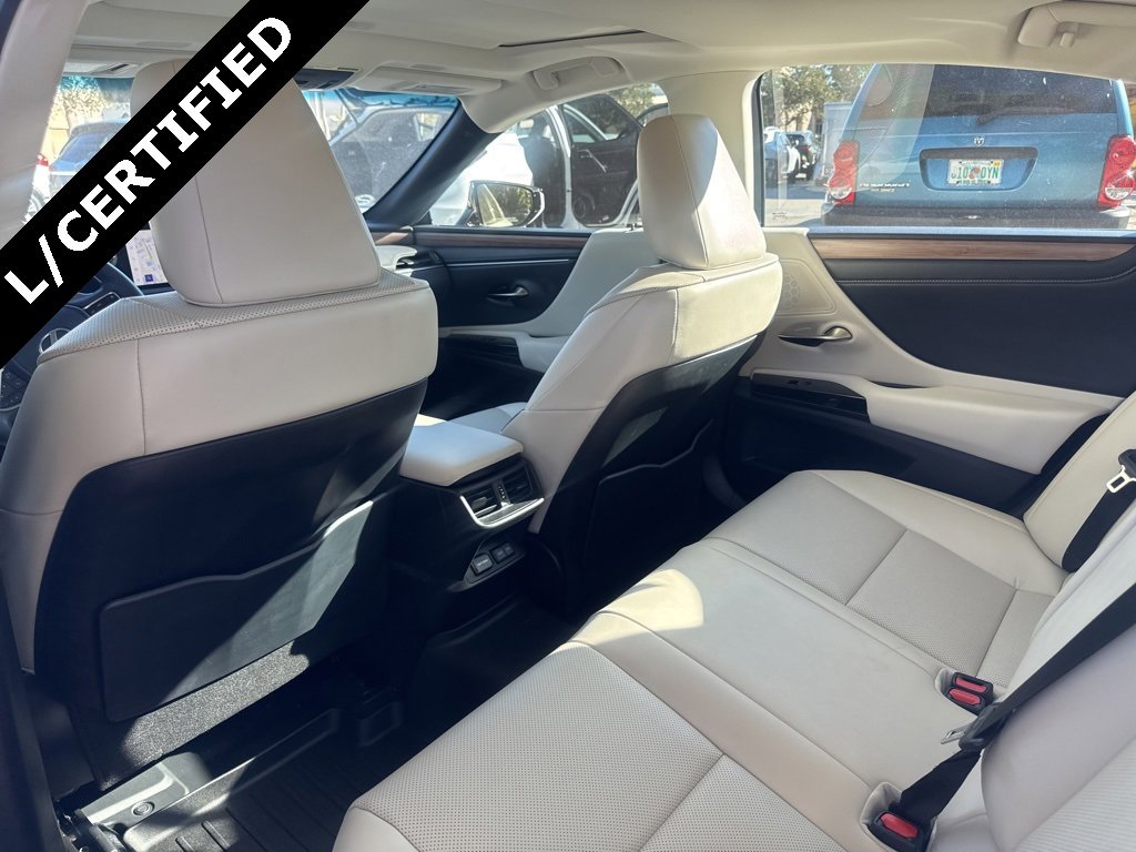 Used 2023 Lexus ES 300h w/ Premium Package image 14