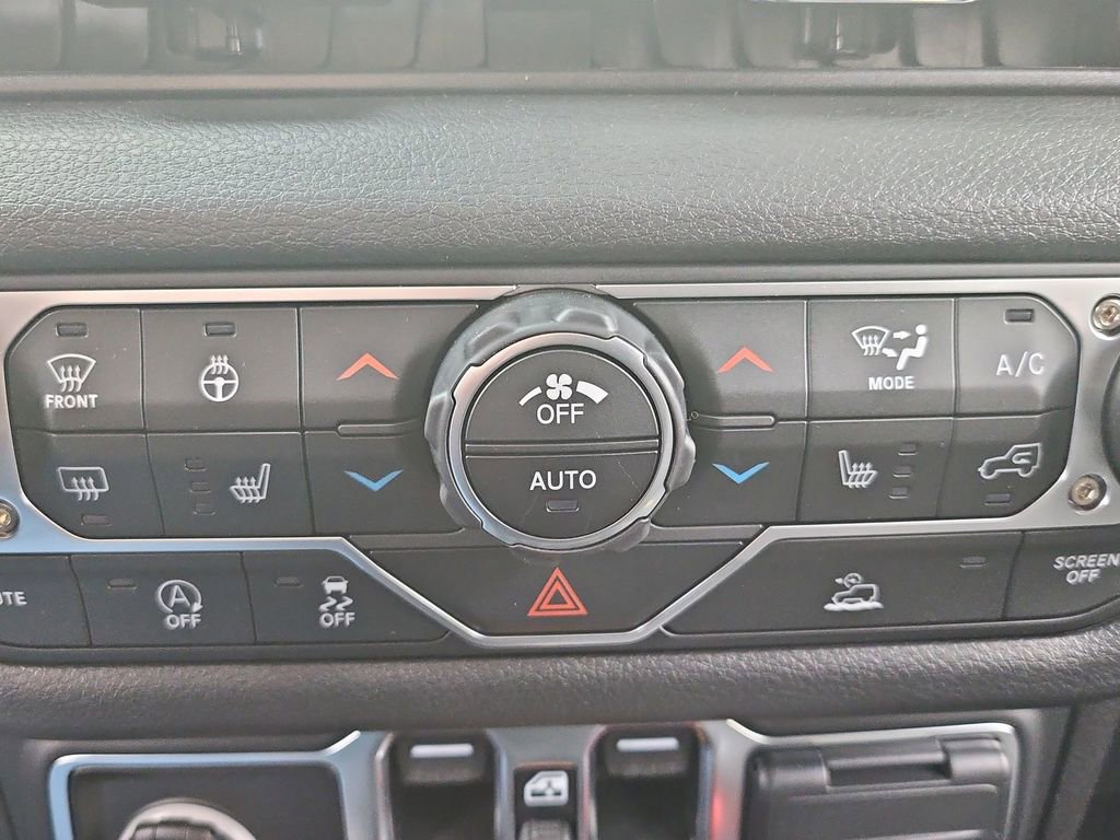 New 2025 Jeep Gladiator Willys image 37