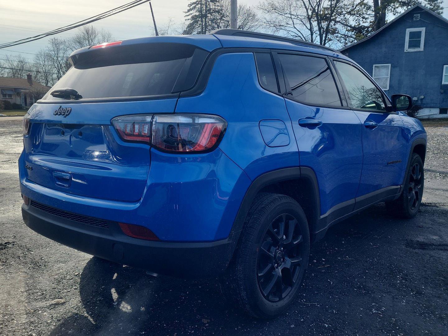 New 2026 Jeep Compass Latitude image 5