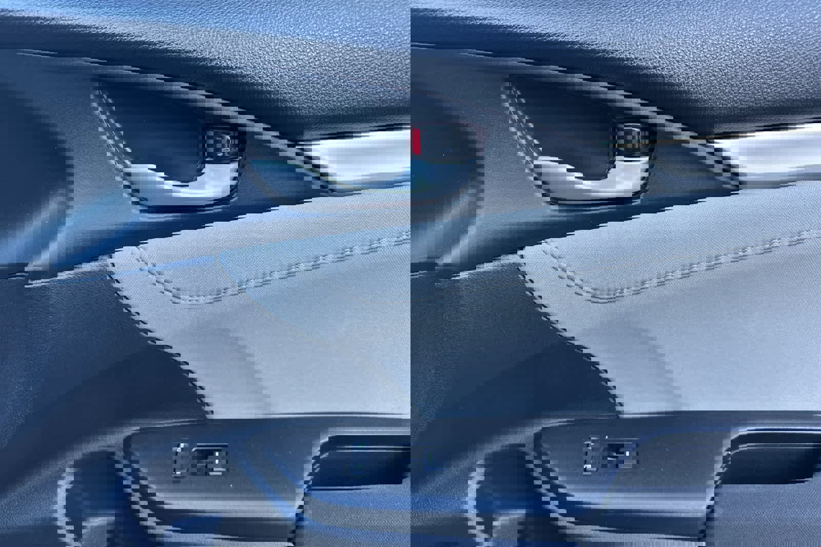 Used 2021 Honda Civic EX image 17