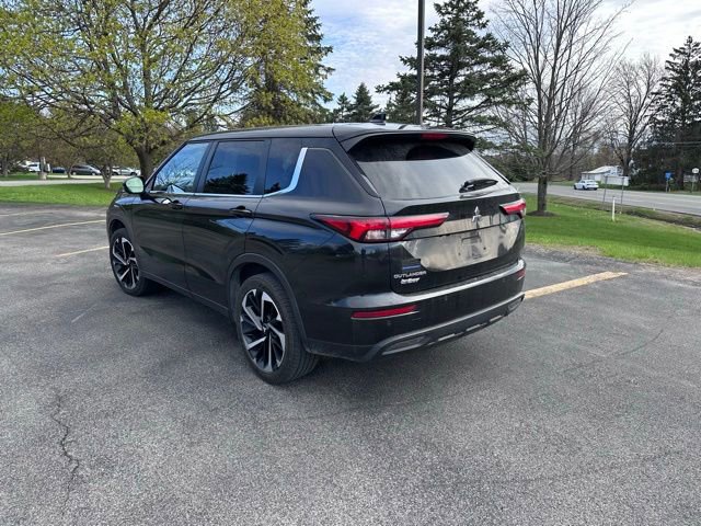 Used 2022 Mitsubishi Outlander ES image 5