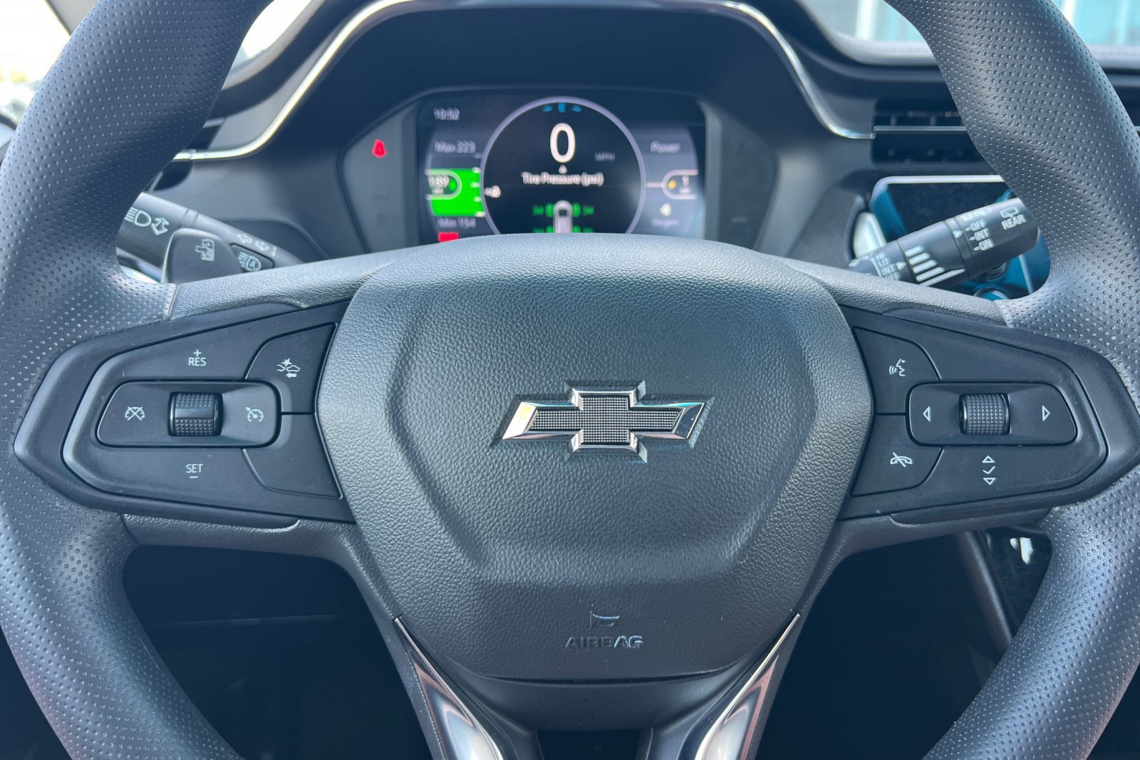 Used 2023 Chevrolet Bolt LT FWD image 29