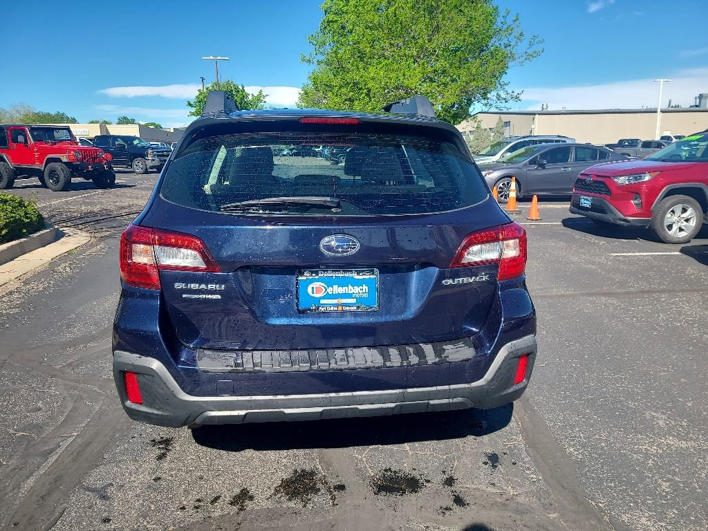 Used 2018 Subaru Outback 2.5i AWD/4WD image 10