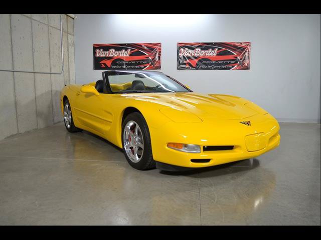 Used 2002 Chevrolet Corvette Convertible w/ Preferred Equipment Group2 RWD image 2