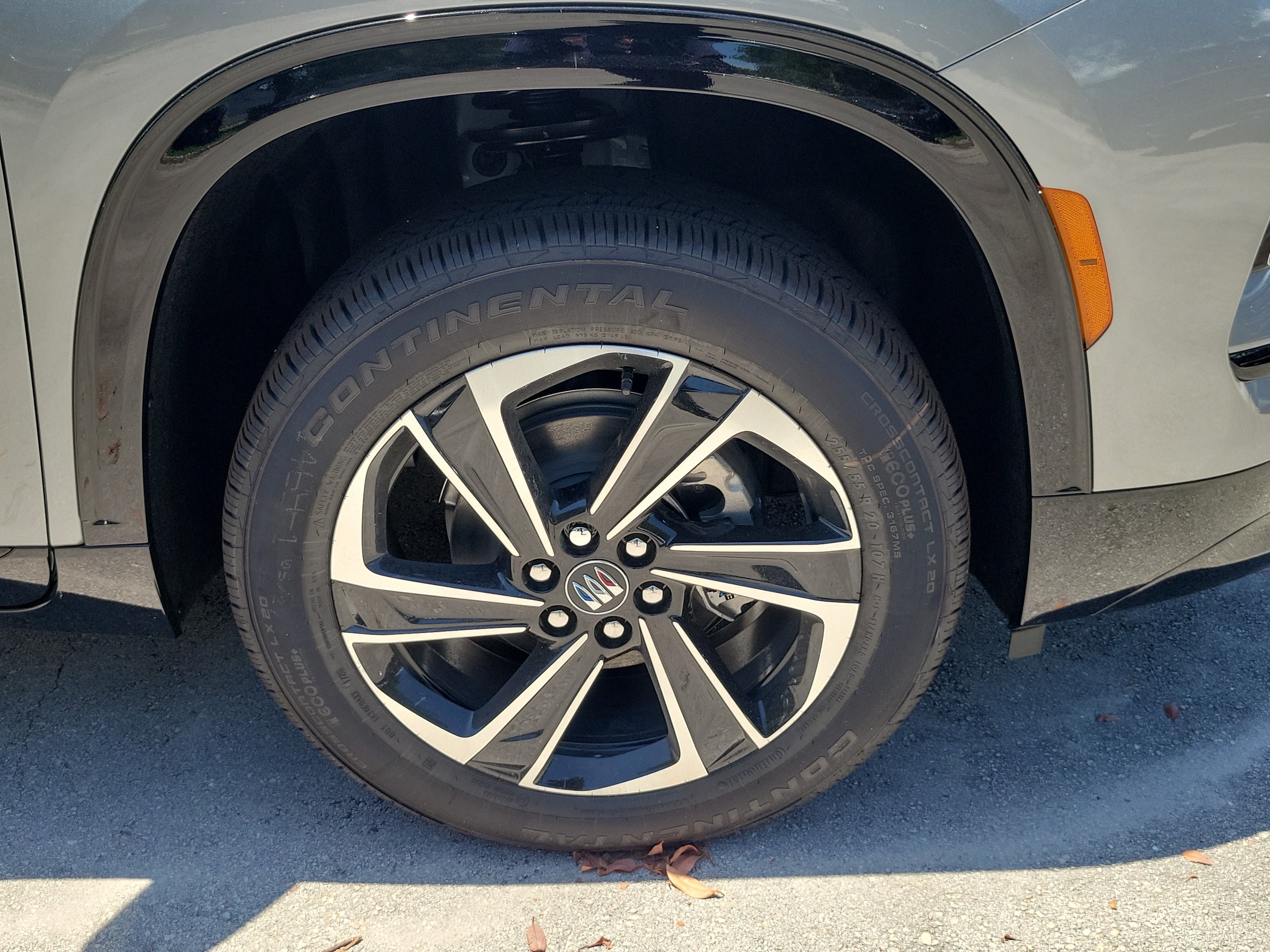 New 2026 Buick Enclave Sport Touring w/ Power Package FWD image 4