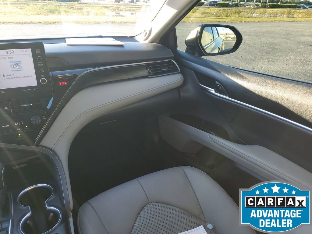 Used 2024 Toyota Camry XLE image 12