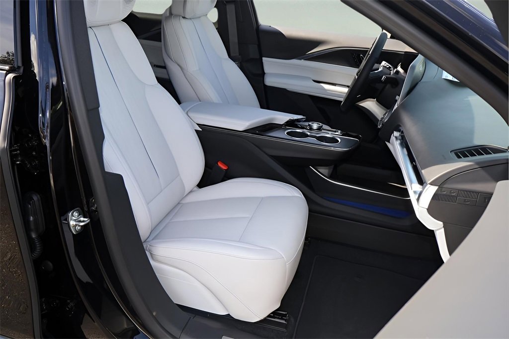 New 2026 Cadillac Lyriq Premium Sport image 19