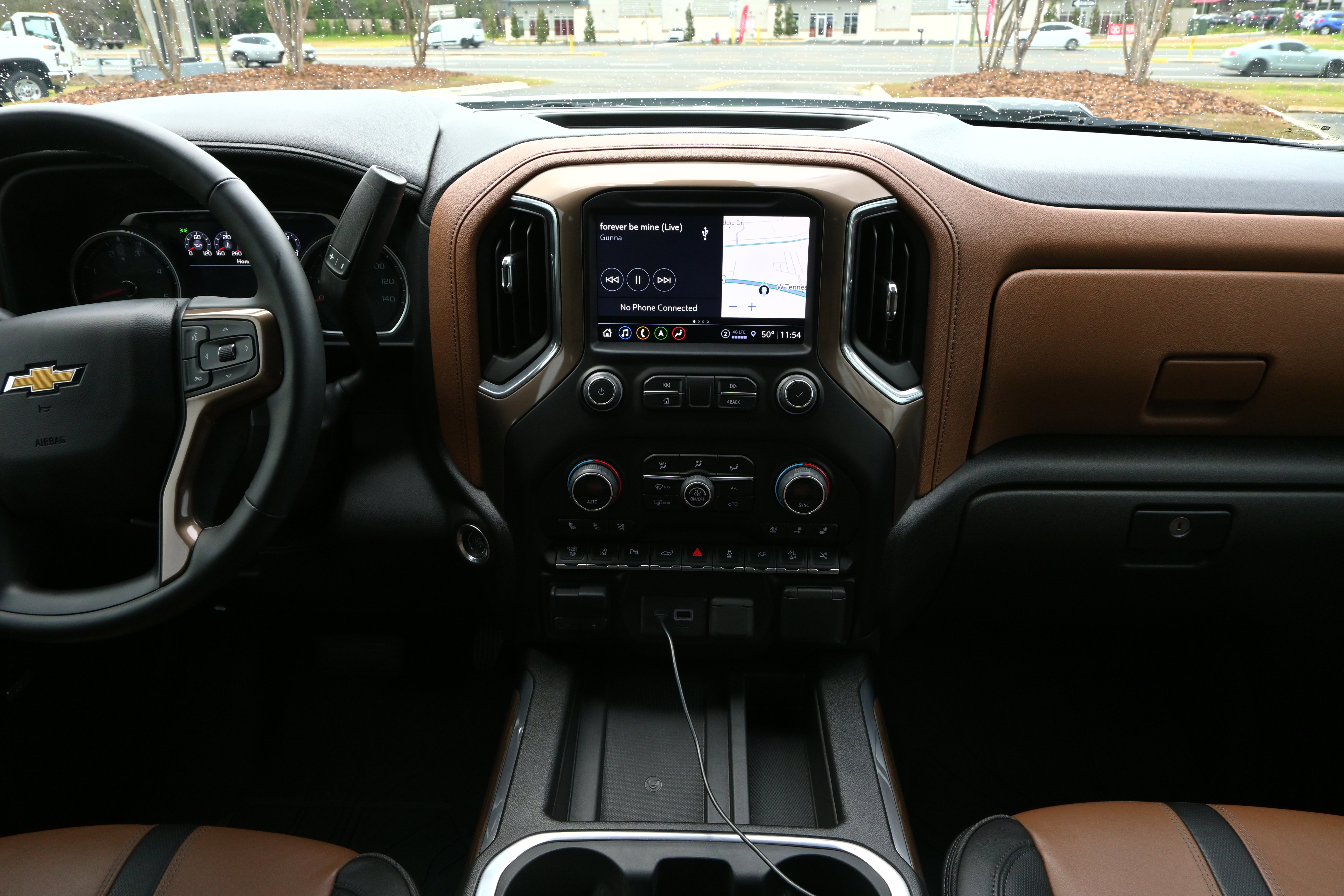 Used 2023 Chevrolet Silverado 2500 High Country w/ Z71 Off-Road Package image 13