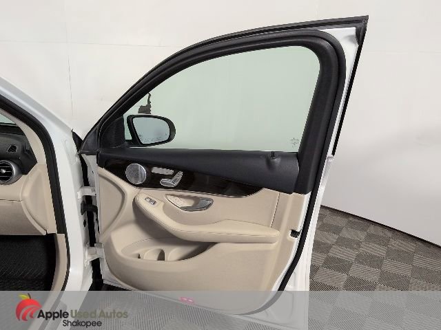 Used 2018 Mercedes-Benz GLC 300 4MATIC image 44