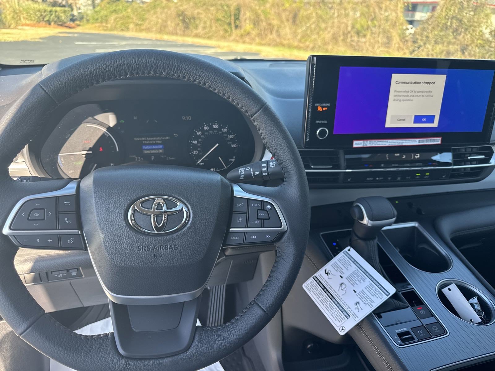 New 2025 Toyota Sienna XLE FWD image 17