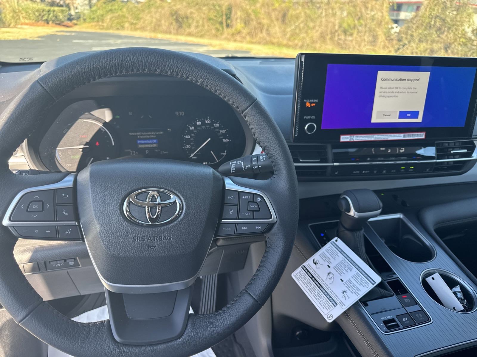 New 2025 Toyota Sienna XLE image 17