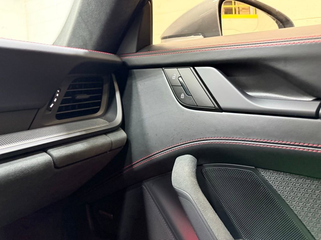 Used 2025 Porsche 911 Carrera 4 GTS image 36