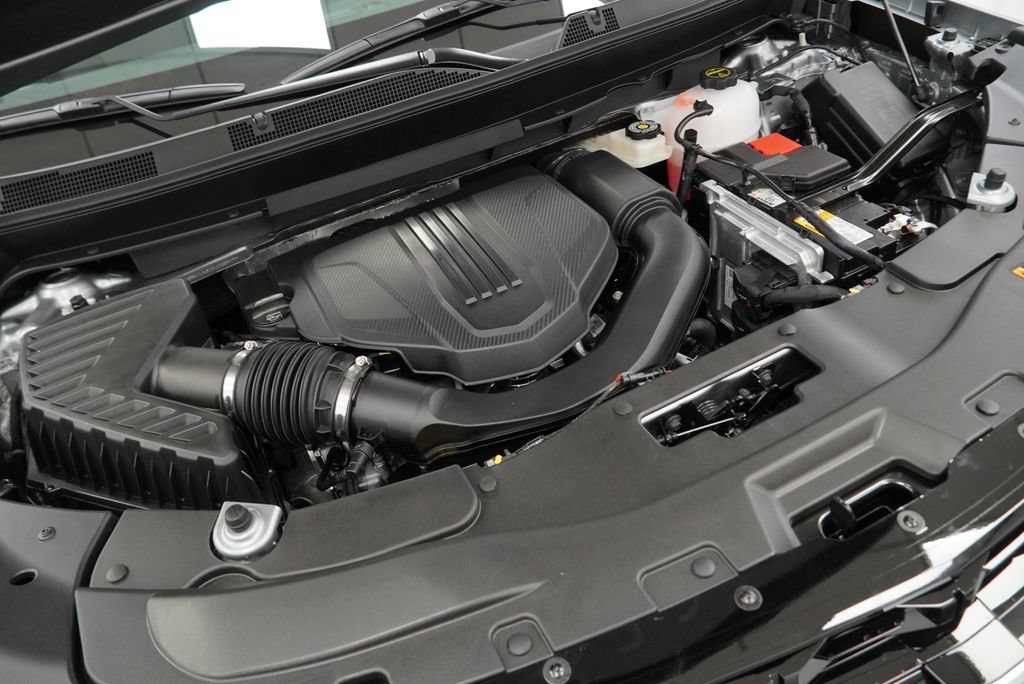 New 2027 Chevrolet Traverse RS w/ LPO, Floor Liner Package AWD/4WD image 40