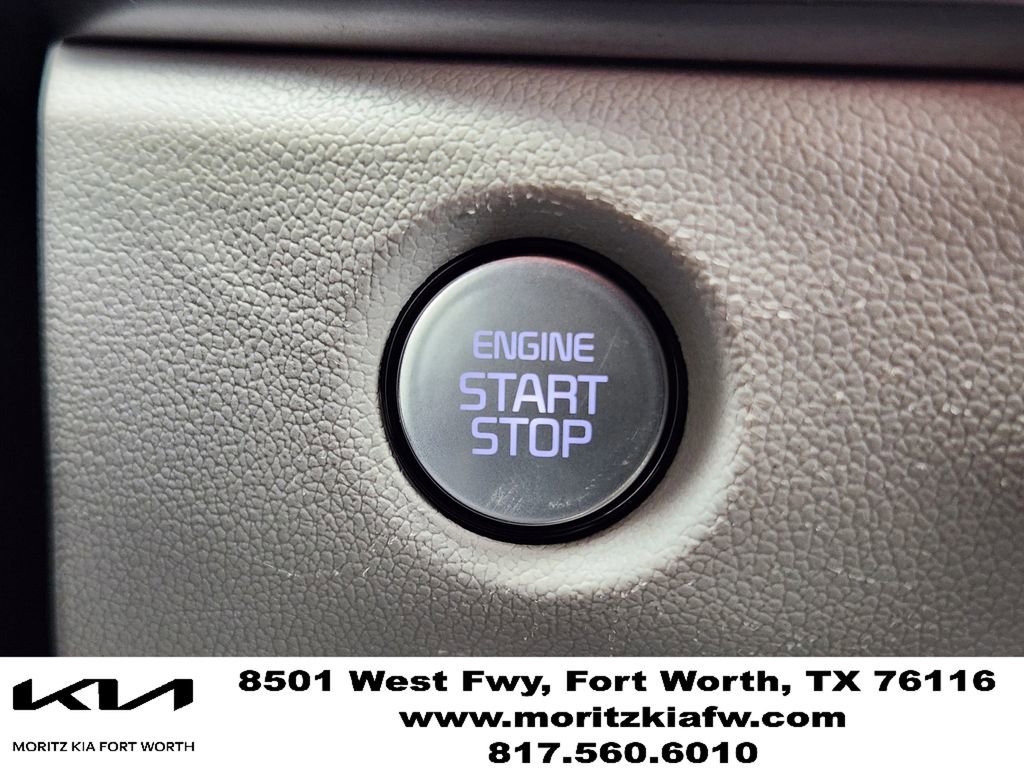 Certified 2025 Kia Sorento S FWD image 20