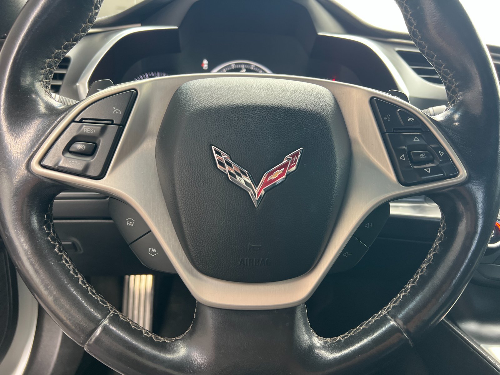 Used 2015 Chevrolet Corvette Stingray Coupe RWD image 21